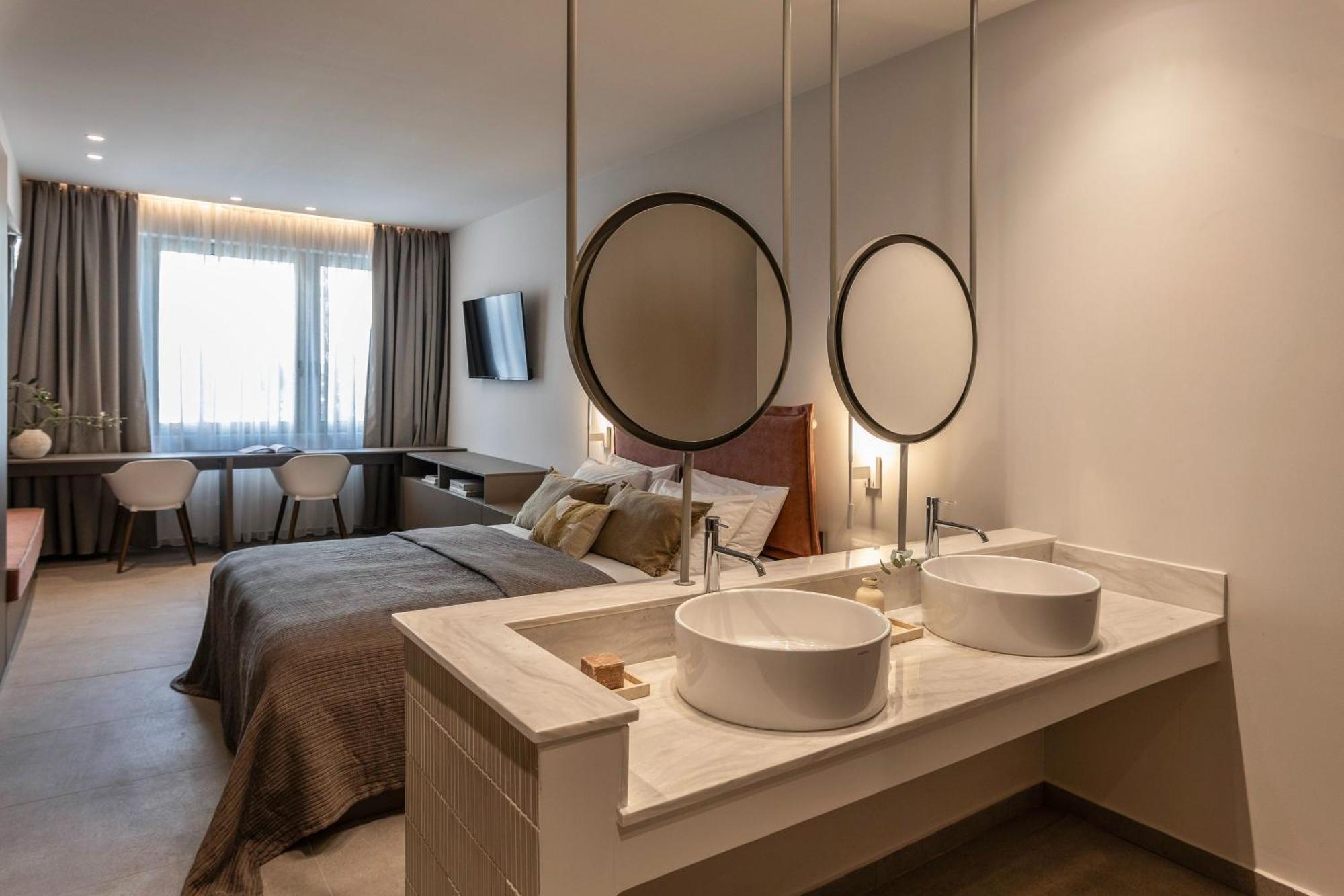 Celestial Athens Suites At Praxitelous מראה חיצוני תמונה