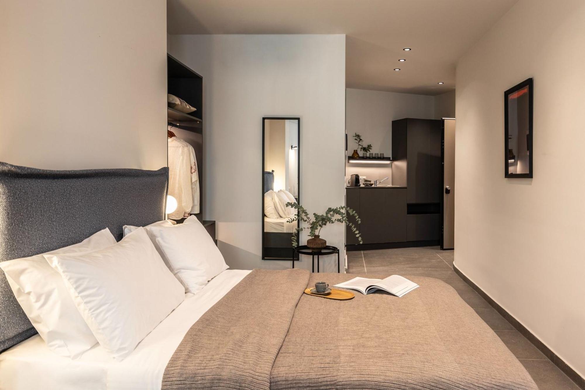 Celestial Athens Suites At Praxitelous מראה חיצוני תמונה